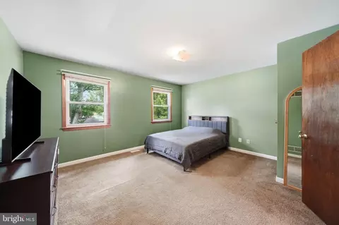 Bedroom - 504 Bruce Ave, Odenton, MD 21113 photo 7 of 8