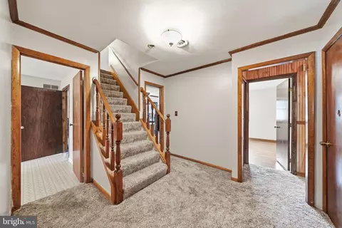 Entry Way - 504 Bruce Ave, Odenton, MD 21113 photo 6 of 6