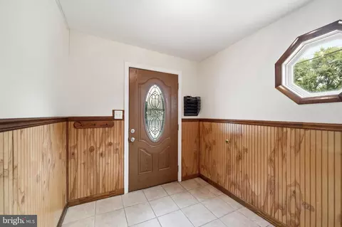 Entry Way - 504 Bruce Ave, Odenton, MD 21113 photo 1 of 6