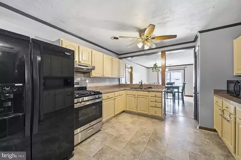 Kitchen - 504 Bruce Ave, Odenton, MD 21113 photo 1 of 1