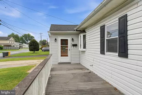 Exterior - 504 Bruce Ave, Odenton, MD 21113 photo 1 of 10