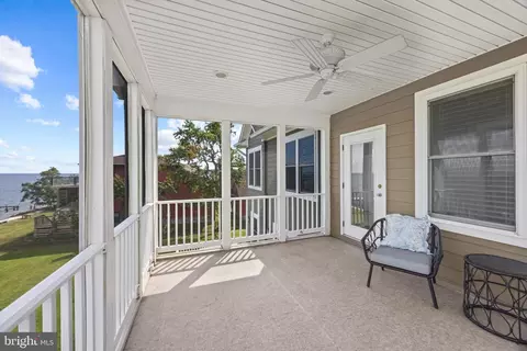 Exterior - 2260 Lake Dr, Pasadena, MD 21122 photo 5 of 9