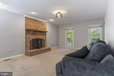 Living - 735 Evergreen Rd, Severn, MD 21144 photo 5 of 6