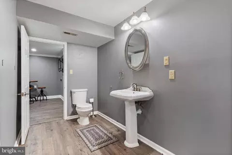 Bath - 735 Evergreen Rd, Severn, MD 21144 photo 3 of 3