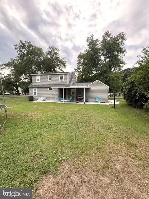 Exterior - 19 Brookfield Rd, Pasadena, MD 21122 photo 2 of 4