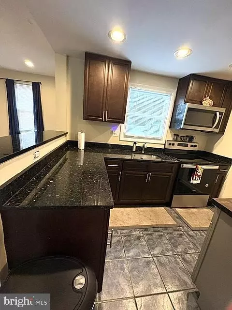 Kitchen - 19 Brookfield Rd, Pasadena, MD 21122 photo 1 of 2
