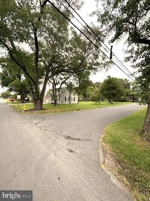 View/Area - 19 Brookfield Rd, Pasadena, MD 21122 photo 1 of 3