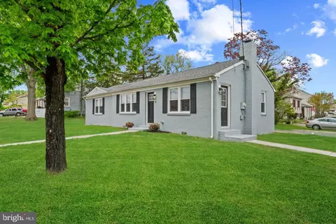 Exterior - 14 Montrose Rd, Pasadena, MD 21122 photo 2 of 4