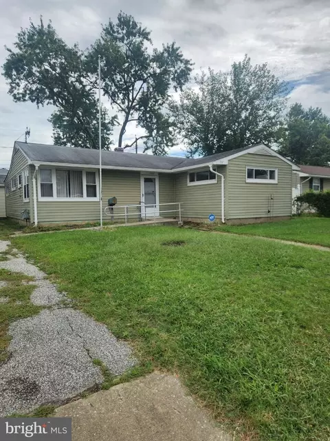 707 Hamlen Rd, Glen Burnie, MD 21061
