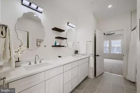 Bath - 2602 Wing Stem Cir, Odenton, MD 21113 photo 2 of 5