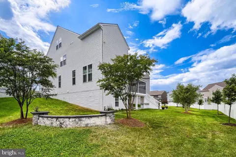Exterior - 2602 Wing Stem Cir, Odenton, MD 21113 photo 10 of 14