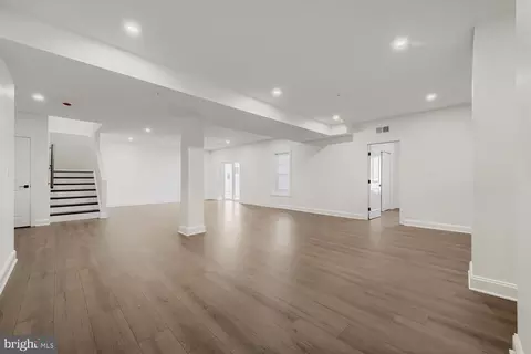 Living - 2602 Wing Stem Cir, Odenton, MD 21113 photo 4 of 4