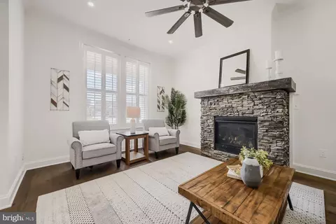 Living - 2602 Wing Stem Cir, Odenton, MD 21113 photo 1 of 4