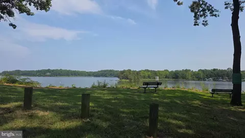 View/Area - 1729 Shore Dr, Edgewater, MD 21037 photo 2 of 3