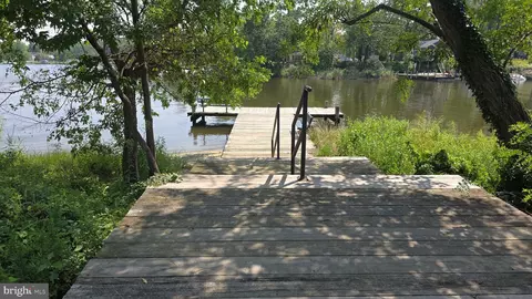 Exterior - 1729 Shore Dr, Edgewater, MD 21037 photo 11 of 11