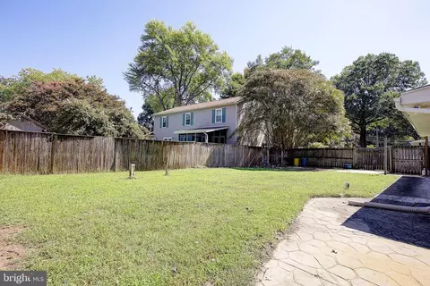 Exterior - 1729 Shore Dr, Edgewater, MD 21037 photo 6 of 11