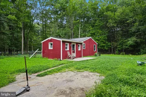 Exterior - 4924 Kellam Rd, Shady Side, MD 20764 photo 2 of 9