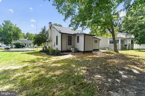 Exterior - 4922 Dogwood St, Shady Side, MD 20764 photo 2 of 3