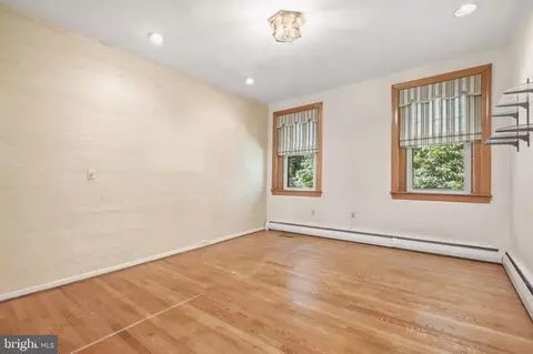 Bedroom - 1576 Chickasaw Rd, Arnold, MD 21012 photo 2 of 6