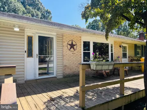 Exterior - 795 Woods Rd, Pasadena, MD 21122 photo 2 of 11