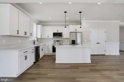 Kitchen - 3646 Otis Ave, Edgewater, MD 21037 photo 1 of 3