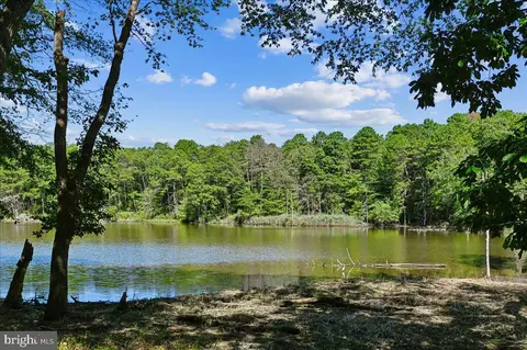 View/Area - 322 Eagle Hill Rd, Pasadena, MD 21122 photo 1 of 4
