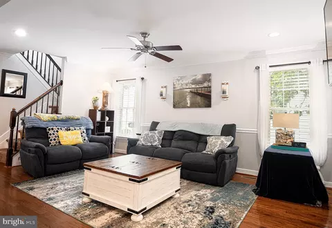Entry Way - 612 219th, Pasadena, MD 21122 photo 1 of 2