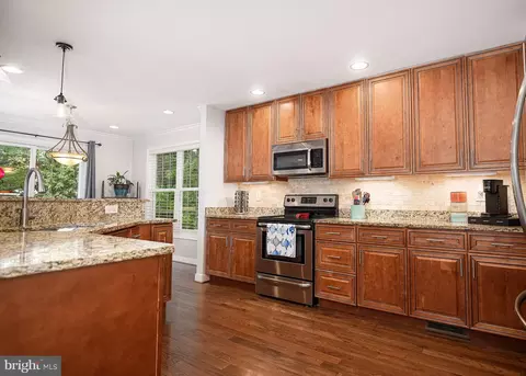 Kitchen - 612 219th, Pasadena, MD 21122 photo 3 of 4