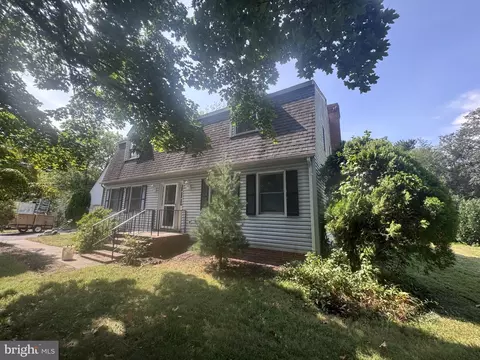 318 Lynwood Dr, Severna Park, MD 21146