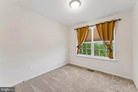 Bedroom - 320 Mount Vernon Ave, Odenton, MD 21113 photo 2 of 2