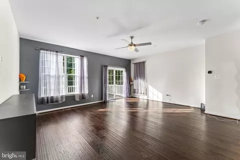 Living - 320 Mount Vernon Ave, Odenton, MD 21113 photo 1 of 3