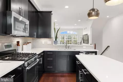 Kitchen - 2905 Middleham Ct, Hanover, MD 21076 photo 2 of 3
