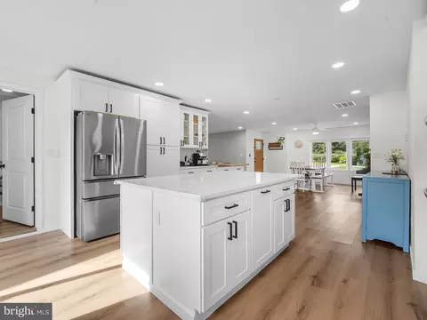 Kitchen - 7845 June Dr, Pasadena, MD 21122 photo 3 of 6