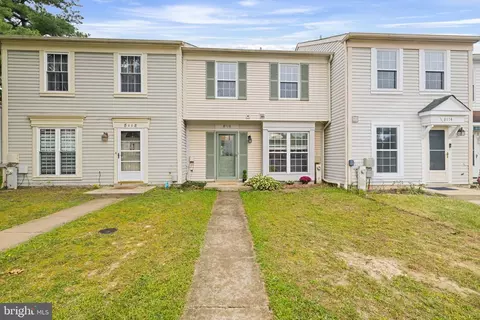 8116 Cloverhurst Rd, Glen Burnie, MD 21061