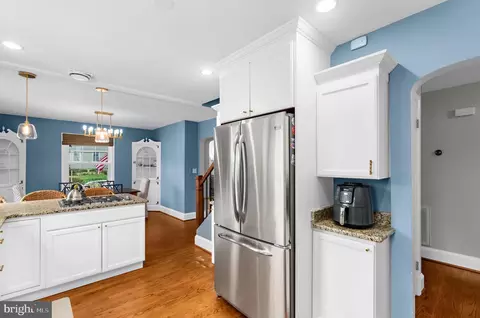 Kitchen - 211 Mckendree Ave, Annapolis, MD 21401 photo 4 of 4