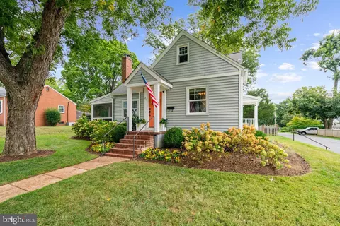Exterior - 211 Mckendree Ave, Annapolis, MD 21401 photo 3 of 11