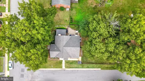 View/Area - 211 Mckendree Ave, Annapolis, MD 21401 photo 1 of 10