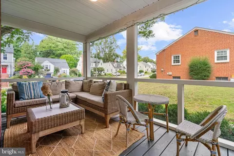 Exterior - 211 Mckendree Ave, Annapolis, MD 21401 photo 5 of 11