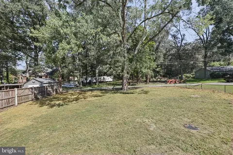 Exterior - 15 Penny Ln, Pasadena, MD 21122 photo 4 of 6