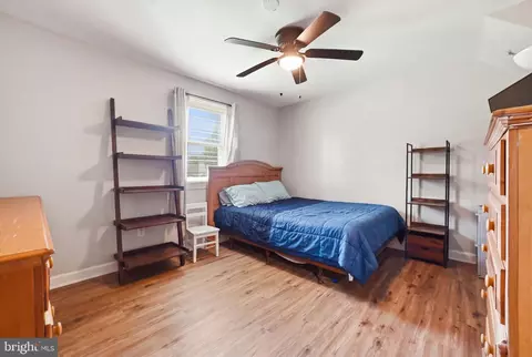 Bedroom - 5943 Sneed Dr, Deale, MD 20751 photo 7 of 7