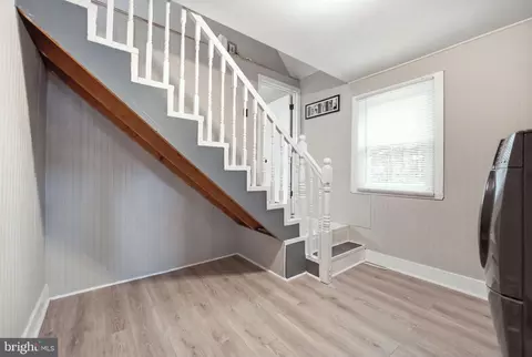 Entry Way - 5943 Sneed Dr, Deale, MD 20751 photo 7 of 9