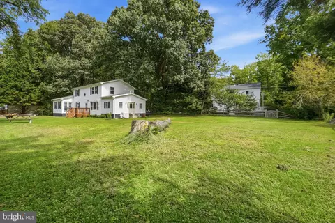 Exterior - 5943 Sneed Dr, Deale, MD 20751 photo 4 of 4