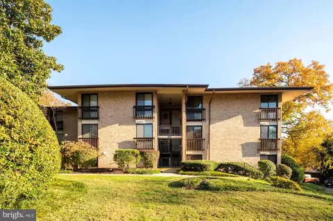 Exterior - 755 Fairview Ave #755 D, Annapolis, MD 21403 photo 1 of 5