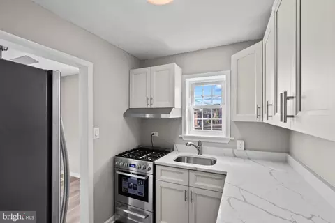 5313 Patrick Henry Dr, Brooklyn, MD 21225 photo 8