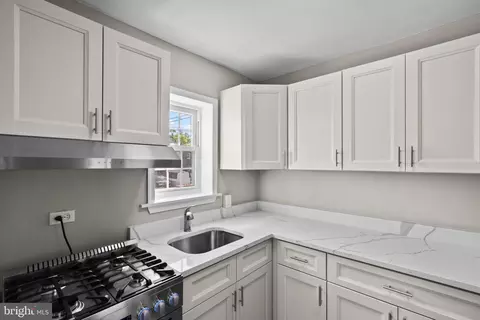 5313 Patrick Henry Dr, Brooklyn, MD 21225 photo 10