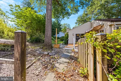 Exterior - 2567 Forest Knl St, Annapolis, MD 21401 photo 8 of 12