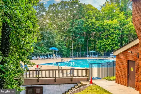 Exterior - 2567 Forest Knl St, Annapolis, MD 21401 photo 10 of 12