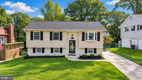 8245 Lethbridge Rd, Millersville, MD 21108