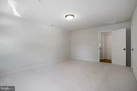Bedroom - 1225 Juniper St, Shady Side, MD 20764 photo 1 of 5