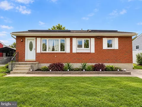 1106 Cedarcliff Dr, Glen Burnie, MD 21060